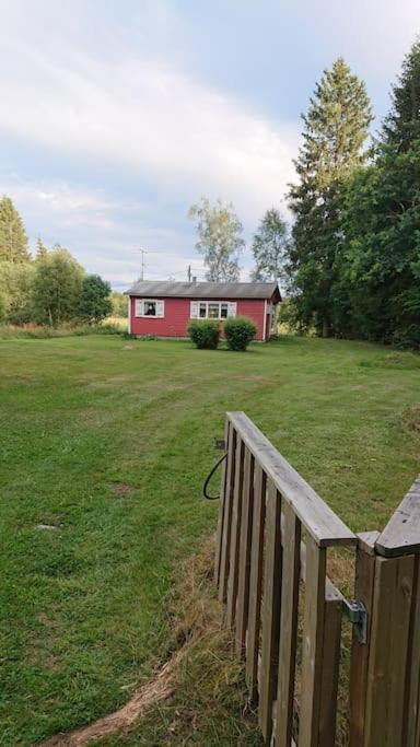 Stuga Vad Vatten Åsarp Exterior photo